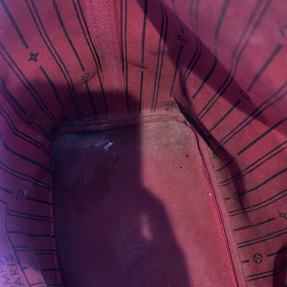 Authentic LV Neverfull Damier MM Cherry Used - Picture 10 of 13